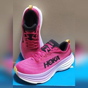 HOKA Bondi 8, women's 7.5